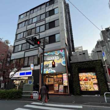 202303071953488136082