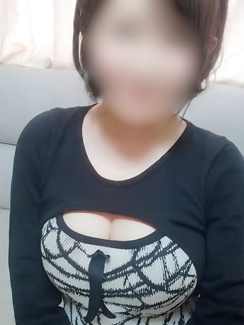 紬(つむぎ) Mrs.（ミセス）ジュリエット (東広島発)