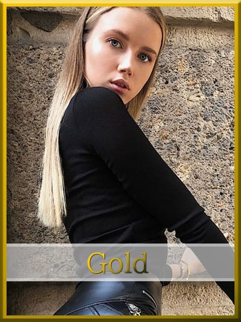 キャメロン Blonde Girls 東京 (五反田発)