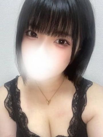 黒髪ショートの美少女あみちゃん アテンダー（雫グループ） (古川発)