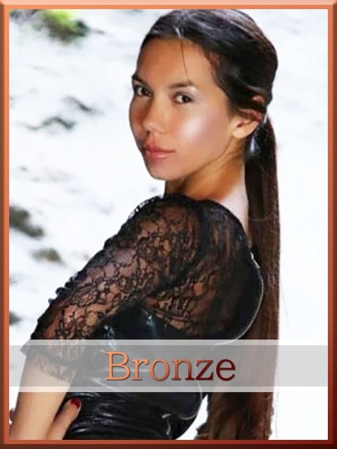 ルビー 金髪優良店 キングダム (関内発)