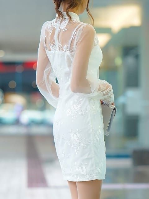 明峰 英玲奈 Casa Bianca（カーサ・ビアンカ） (難波発)