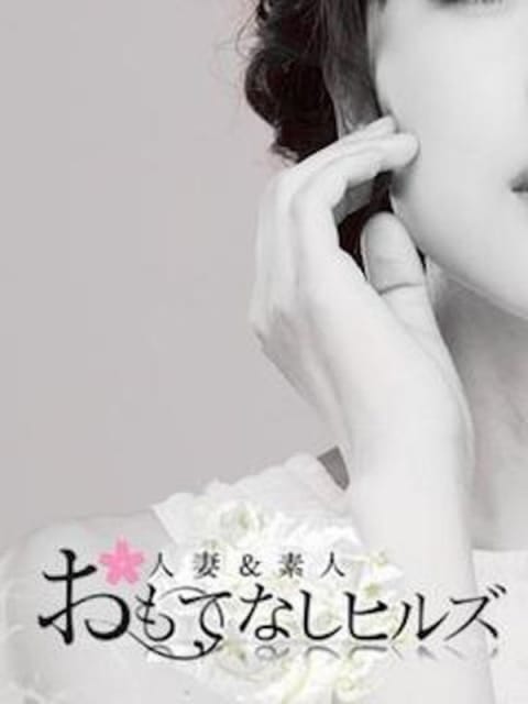 梨乃(りの)-おもてなし 高知デリヘル－DIVA 学生から人妻迄在籍 (高知発)