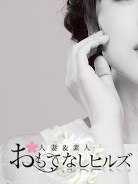 新人 杏奈（あんな)-おもてなし 高知デリヘル－DIVA 学生から人妻迄在籍 (高知発)