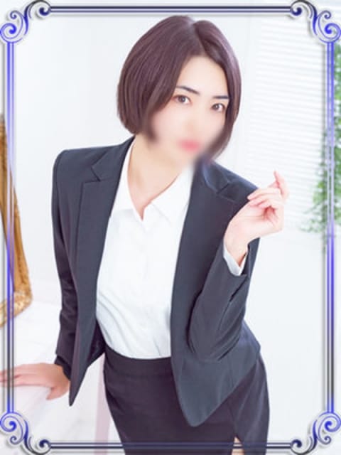 小島もこ e女商事 (池袋発)