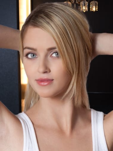 ソフィア 金髪外国人デリバリーヘルス　ハーレイクイン (枚方発)