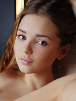 ヤーナ 金髪外国人デリバリーヘルス ハーレイクイン (枚方発)