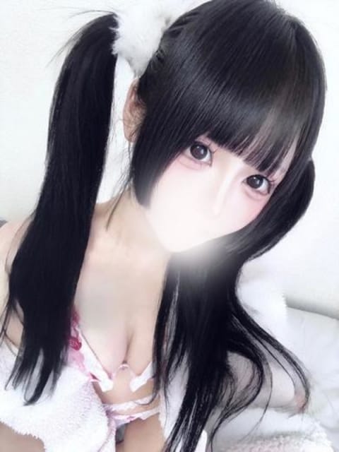 苺味うるう&dagger;ロリ美少女3P可能⁉ GALAXY PLUS (熊本発)
