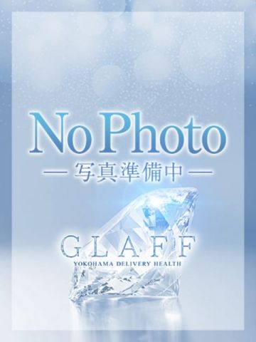 すい【完未の敏感美少女】 GLAFF (関内発)