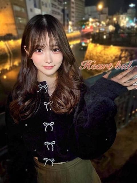 しゅり【未経験色白巨乳18歳】 はぁとぶる (金山発)