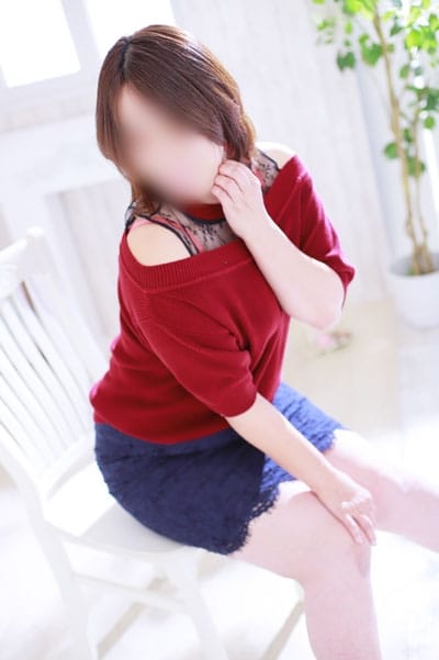 しず 若妻人妻半熟熟女の娯楽屋 (太田発)