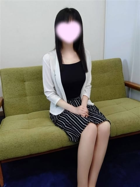 しおり スレンダー癒し系 ひみつの宅配便 (伊勢崎発)