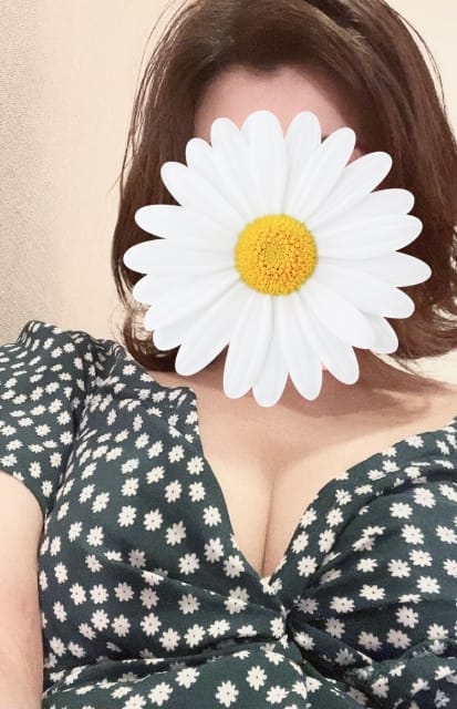 若菜 いちご金沢ハニカミプリーツ (小松発)