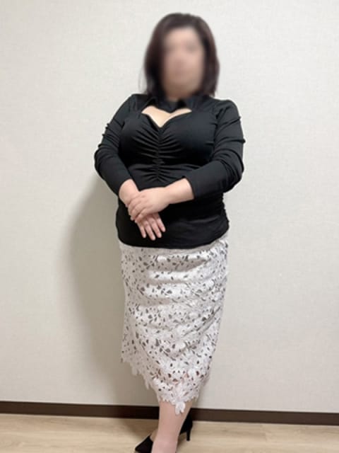 あきこ 熟女総本店 (高槻発)