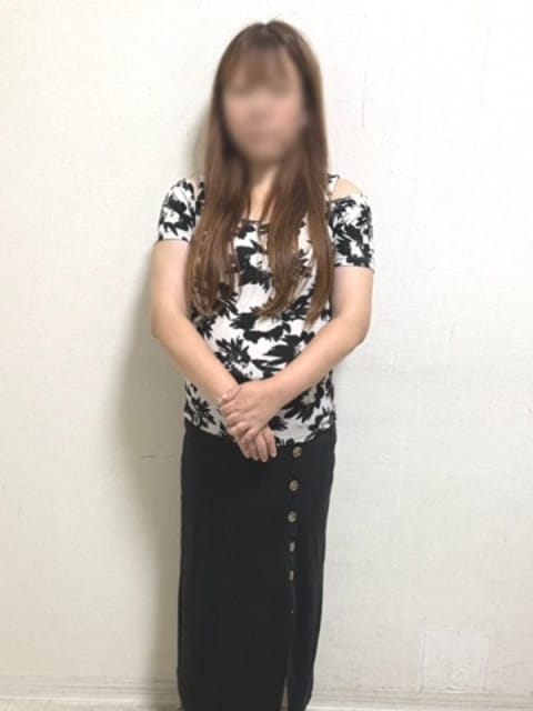 えみり 熟女総本店 (高槻発)