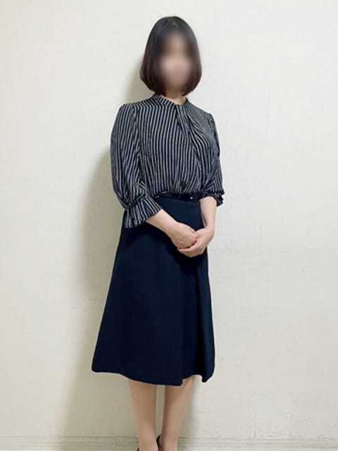 りりな 熟女総本店 (日本橋発)