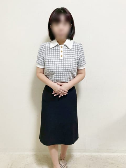 なほ 熟女総本店 (日本橋発)