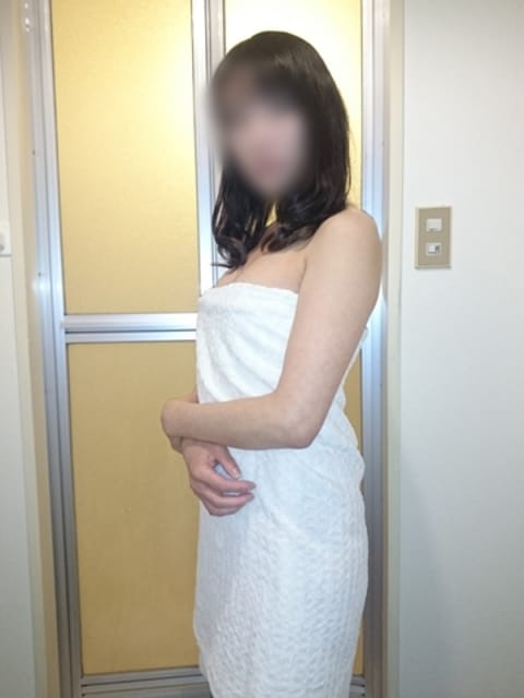 遠藤夫人 激安デリヘル！！人妻・熟女天国 (博多発)