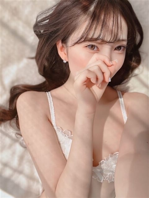 ねね キミ恋♡いちゃ甘密着性活 (北千住発)