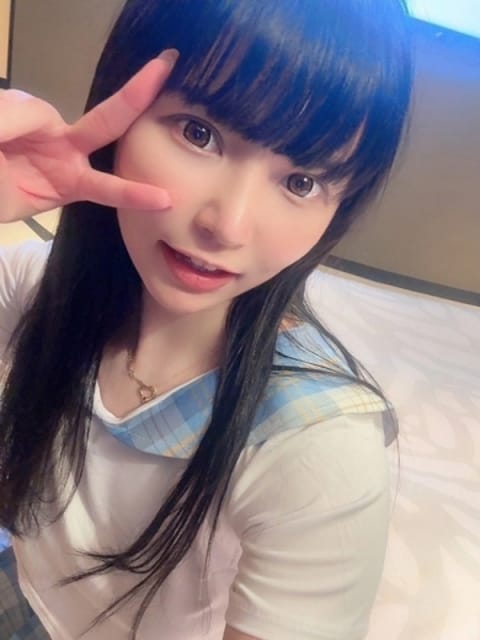 りこ 舐めたくてグループ～君とサプライズ学園～越谷校 (川口・西川口発)