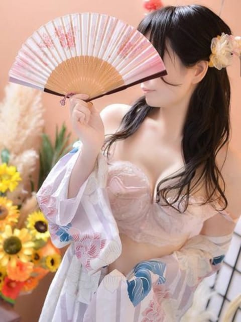 なえ『抱き心地最高のMな奥様』 金妻 (金沢発)