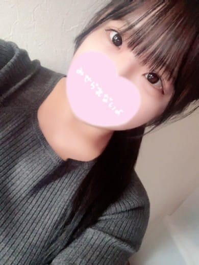 ひなな☆未経験１８歳ぴゅあ可愛い PREMIUM萌え可愛いチョコレート～全てのステージで感動の体験を～ (浜松発)