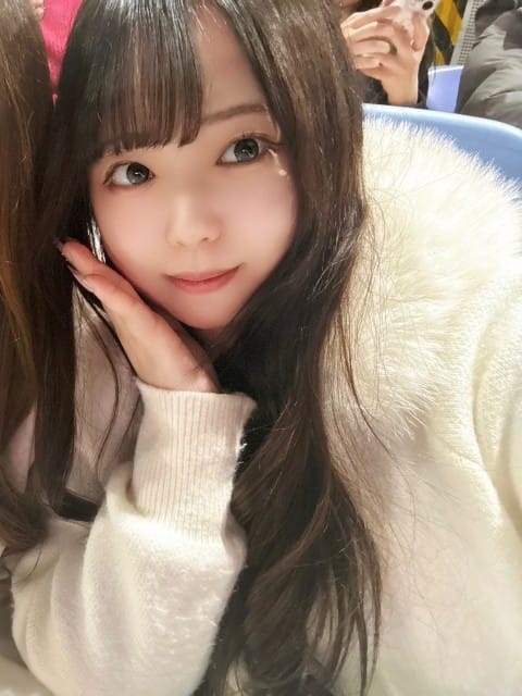 もゆ☆超可愛い極上清楚美乳お潮 PREMIUM萌え可愛いチョコレート～全てのステージで感動の体験を～ (浜松発)