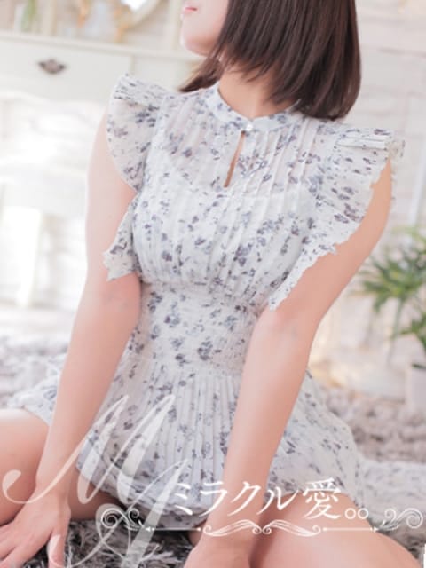 かえで【PREMIUM】 ミラクル愛。。 (高松発)