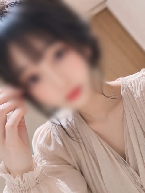 めぐみ 濃厚美巨乳三十路 (六本木発)