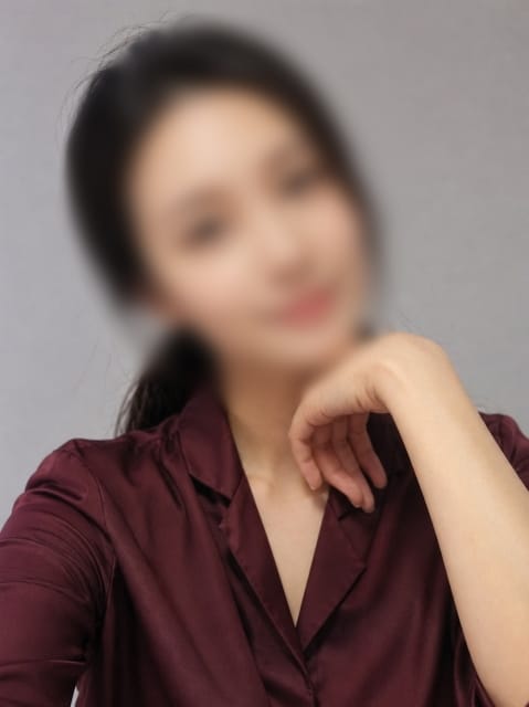 ちあき 濃厚美巨乳三十路 (六本木発)