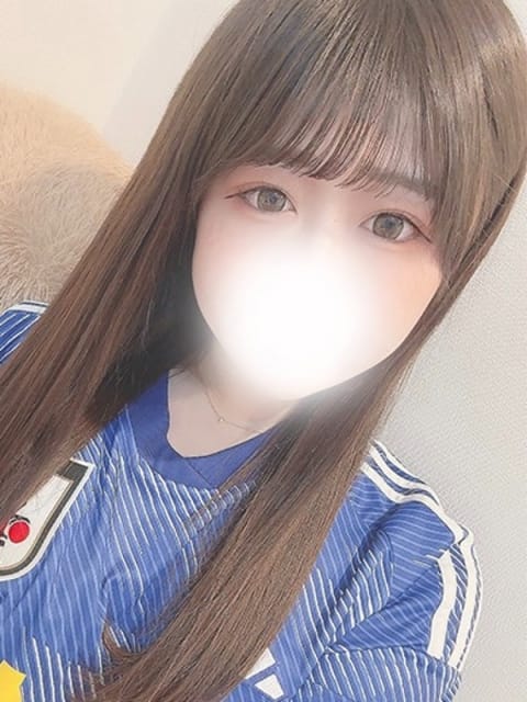 みお AV女優＆人気フードルがやってくる店 沼津ハンパじゃない東京 (御殿場発)