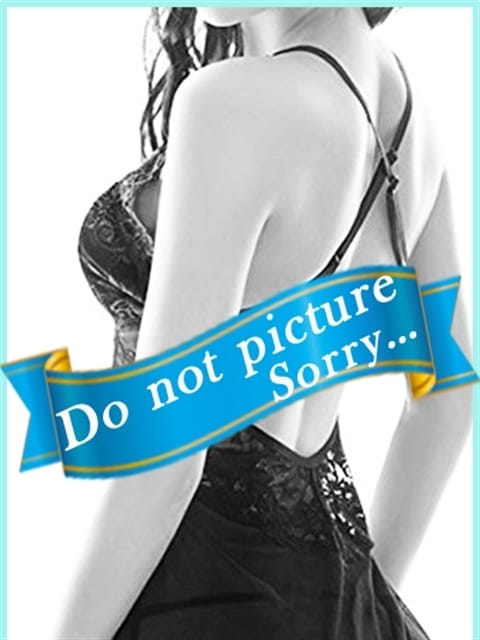 持田しおり Mrs.Revoir-ミセスレヴォアール- (関内発)