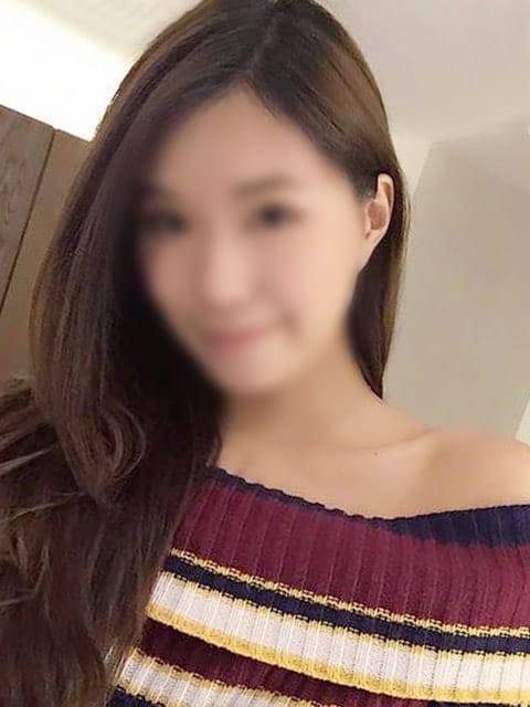 りあな マダムクイン (金山発)