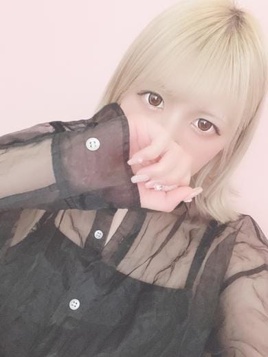 金坂リカ 職業、女子大生。品川店 (品川発)