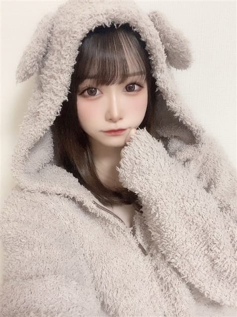 ゆうか 即舐め美少女 (新宿発)