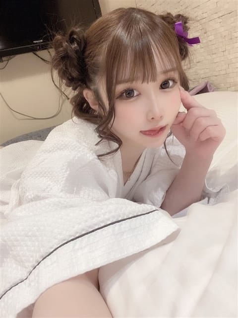 はなび 即舐め美少女 (新宿発)