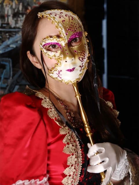 穂積 かやの 倶楽部月兎［貴婦人］名古屋店 (名駅・納屋橋発)