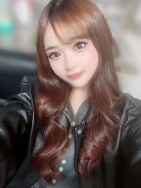 H恋乃りり ウルトラホワイト(ｳﾙﾄﾗｸﾞﾙｰﾌﾟ) (五反田発)