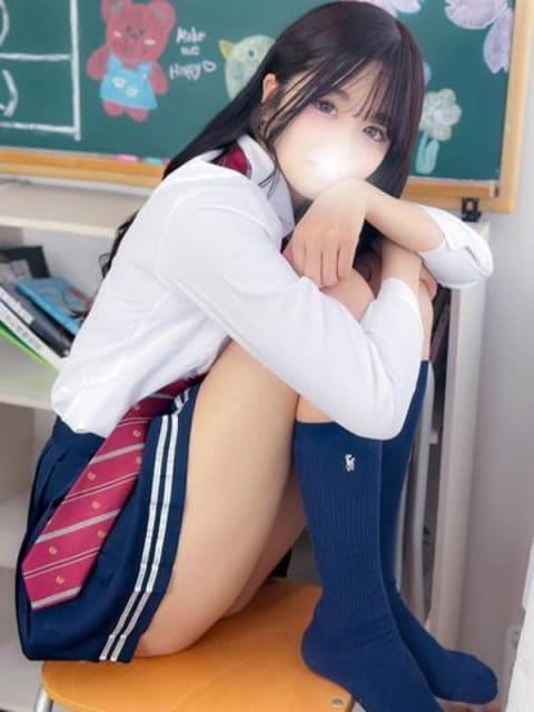 ひな 舐めたくてグループ～それいけヤリスギ学園～横浜校 (新横浜発)