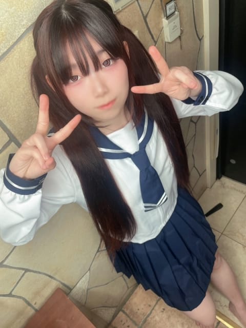 まゆゆ とある風俗店♡やりすぎさーくる新宿大久保店♡で色んな無料オプションしてみました (新宿発)