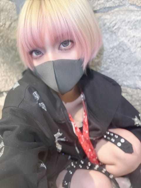 らい とある風俗店♡やりすぎさーくる新宿大久保店♡で色んな無料オプションしてみました (新宿発)