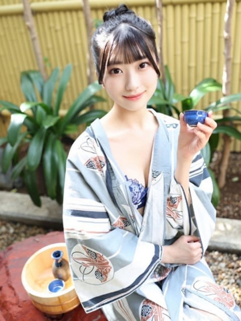 東京店・茉莉花(まりか) グランドオペラ横浜 (新横浜発)