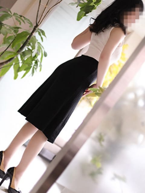 澄(すみ) 人妻出逢い会『百合の園』山の手本店 (六本木発)