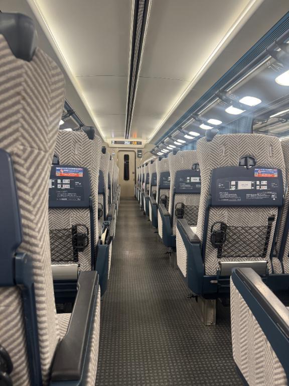 近鉄特急新車両<img class="emojione" alt="✨" title=":sparkles:" src="https://fuzoku.jp/assets/img/emojione/2728.png"/><img class="emojione" alt="✨" title=":sparkles:" src="https://fuzoku.jp/assets/img/emojione/2728.png"/>