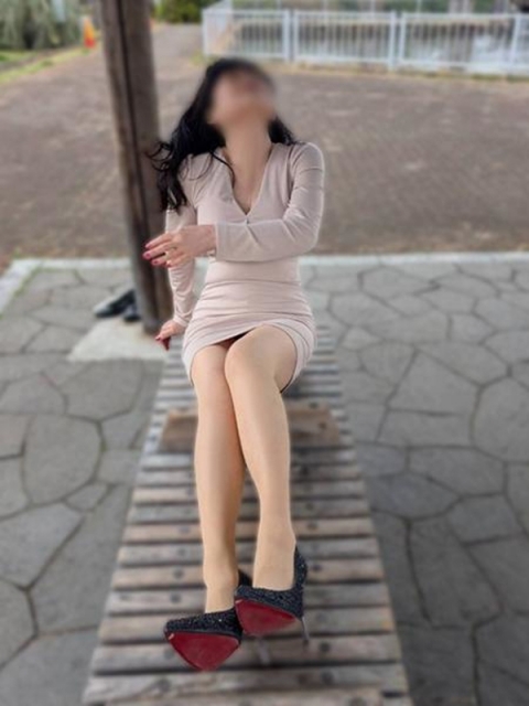 月