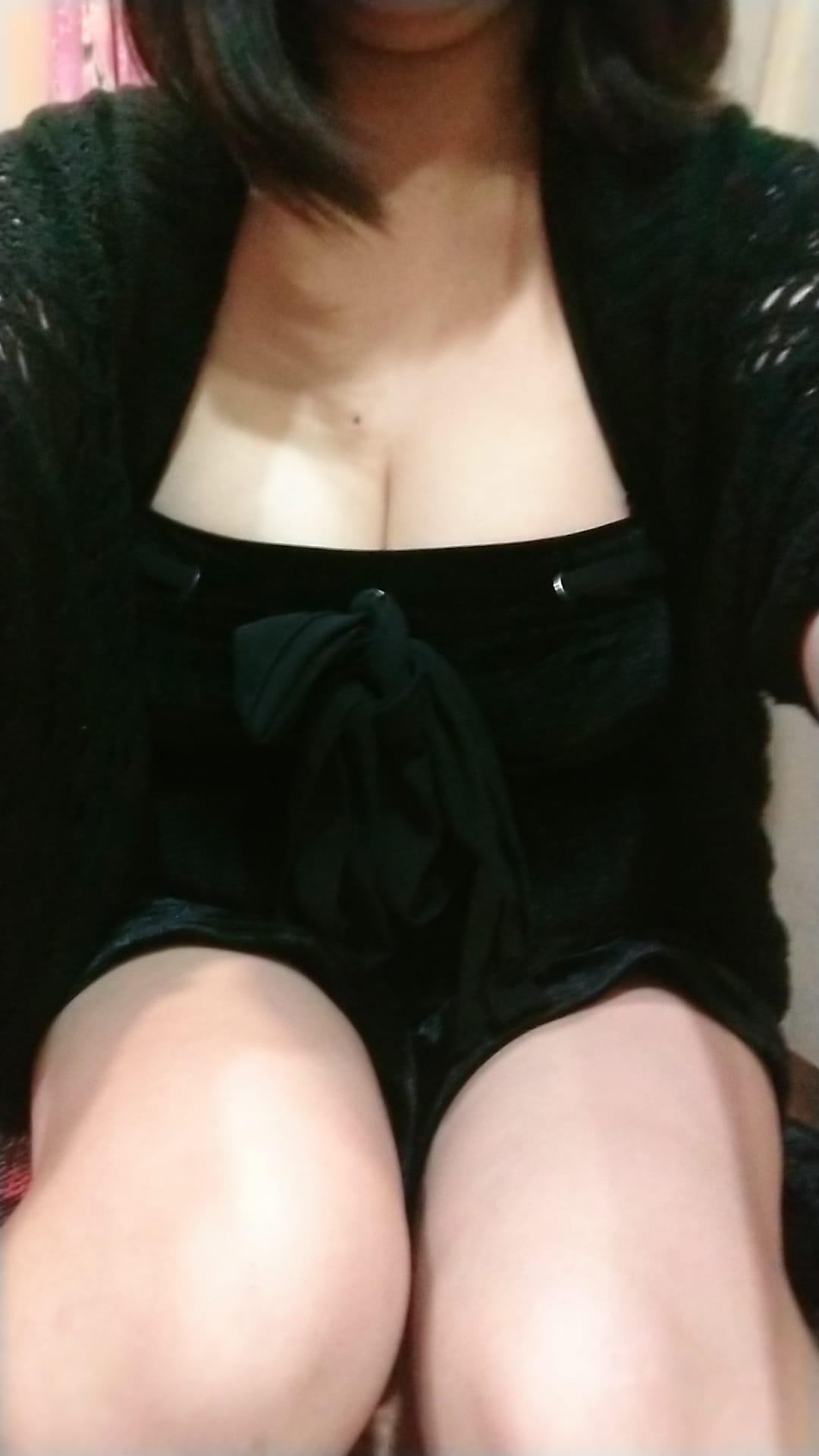 初めましての方ご来店ありがと(*˙︶˙*)☆*&deg;