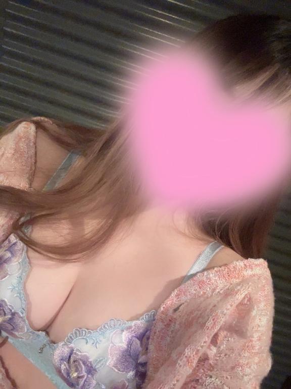 9🫶<img class="emojione" alt="🏻" title=":tone1:" src="https://fuzoku.jp/assets/img/emojione/1f3fb.png"/>