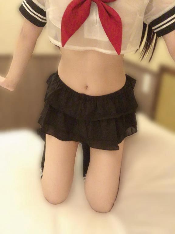 𝘨𝘰𝘰𝘥 𝘯𝘪𝘨𝘩𝘵 <img class="emojione" alt="☁️" title=":cloud:" src="https://fuzoku.jp/assets/img/emojione/2601.png"/> 𓈒𓂂𓏸