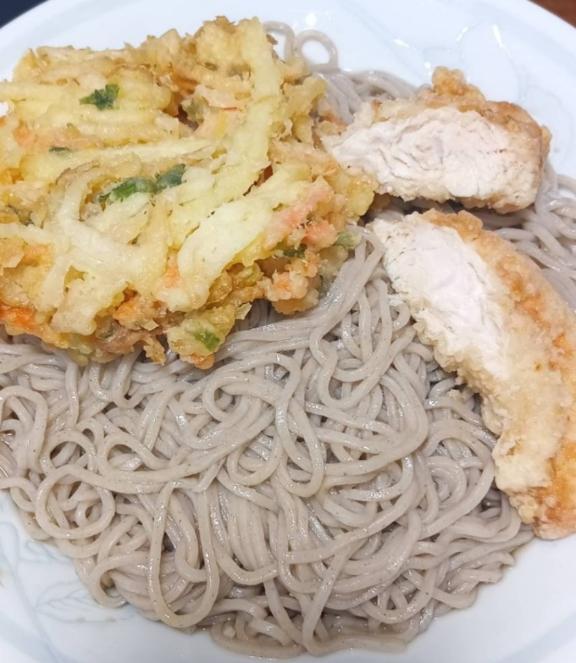 今日の晩ごはん～<img class="emojione" alt="🌟" title=":star2:" src="https://fuzoku.jp/assets/img/emojione/1f31f.png"/>
