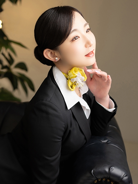 白川 月子